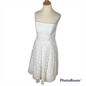 Alfred Angelo Disney Fairy tales weddings Royal Maidens Strapless ivory dress 8